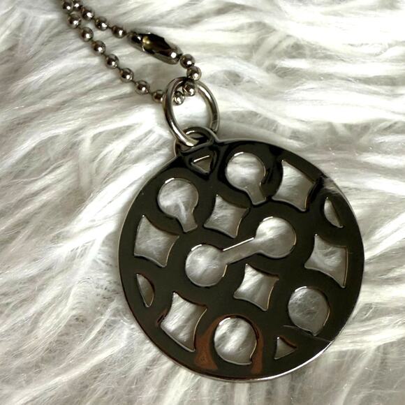 Coach Metal "C" Replacement Hang Tag Bag Hangtag Charm - Picture 1 of 3